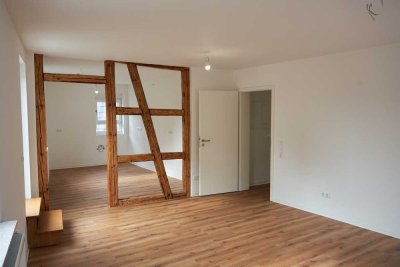 Neu renovierte, sonnige 4-Zimmer-Wohnung in Adelsheim zu vermieten