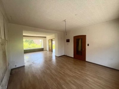 Vielseitiges Zuhause in ruhiger Lage –  Ein- bis Zweifamilienhaus in Marpingen