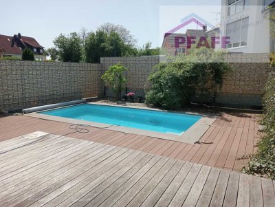 Zuhause ankommen in Singen-Beuren! Doppelhaushälfte mit Pool - hier kann der Sommer kommen!