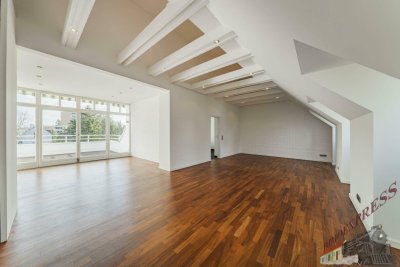 Exklusiv und perfekt aufgeteilte Dachgeschoßwohnung 92 m², 2 Zimmer + 16 m² südostseitige Terrasse in zentraler Lage, Speisinger Straße, klimatisiert