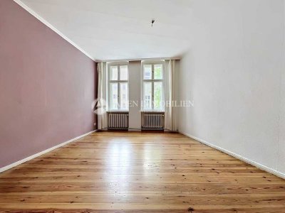 Begehrte Wohnlage: großzügige Altbauwohnung, ca. 450 m. zum Ku-damm!