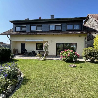 FREESTANDING HOUSE IN QUIET LOCATION! FREIST. EFH IN RUHIGER LAGE!