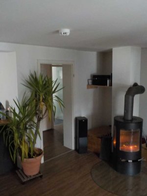 3Zimmer mit geh. Innenausstattung Balkon und Kamin