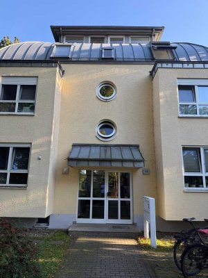 Lichtdurchflutete Dachgeschosswohnung mit Galerie