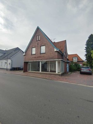 Solides Wohn- und Geschäftshaus im Zentrum von Bockhorn