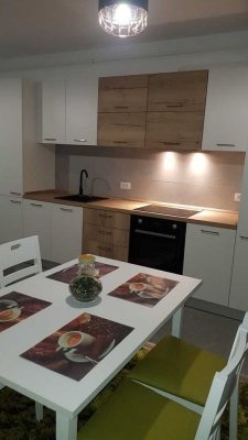 Exklusive 2-Raum-Wohnung mit EBK in Regensburg