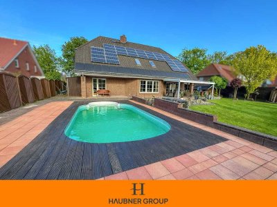 Attraktives Einfamilienhaus mit großem Garten, Pool und Solar
