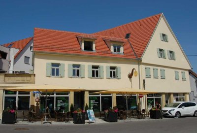 Charmante 4,5-Zi-Wohnung mit sonniger Terrasse in kernsaniertem Baudenkmal