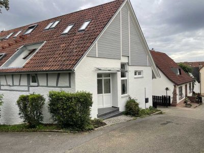 Charmante Maisonettewohnung mit Loggia und Einbauküche in Neckarzimmern