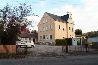 Sonnige 3-Raum Wohnung incl. Einbauküche, Balkon und Garten  und Garage, wenn gewünscht