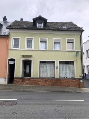 Keine Käuferprovision - Zweifamilienhaus in Gefrees - Zwangsversteigerung