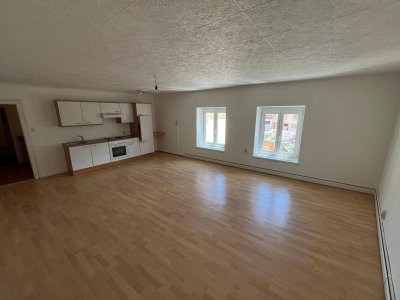 Helle freundliche zentrumsnahe 2-Zimmer Wohnung