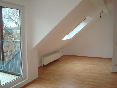 Renoviertes Appartement mit Einbauküche und kleinem Balkon in Derendorf