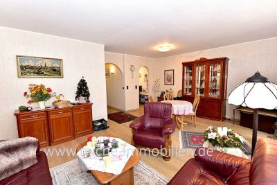 3-Zi. ETW die keine Wünsche offen läßt, mit einer tollen Aussicht inkl. Schwimmbad und Sauna...