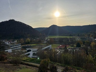 Helle 2-Zimmer-Wohnung mit einzigartigem Panoramablick