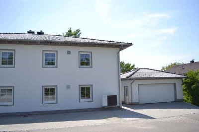 Moderne Neubau-Doppelhaushälfte in Ortenburg
