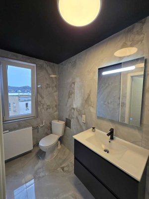 Gehobene 3-Zimmer Wohnung nach Kernsanierung in zentraler Lage in Saarbrücken