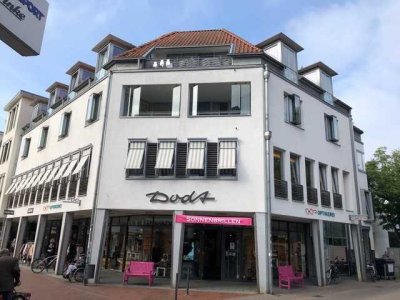 Schöne 2-Zimmerwohnung inkl. Einbauküche  in zentraler Lage