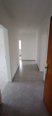 EG-Whg 3-Zi, Küche, Fenster-Bad, Balkon in Wolfenbüttel zu vermieten