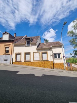 Renovierungsbedürftiges Häuschen in Pirmasens zu Verkaufen!
