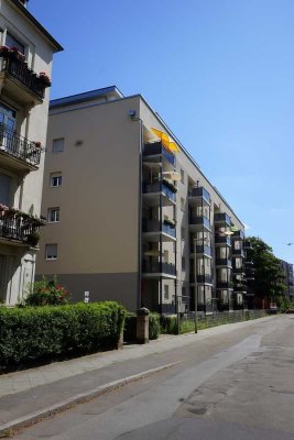 2 Zimmer Penthouse Wohnung -über den Dächern der Neckarstadt Ost - ERSTEBZUG