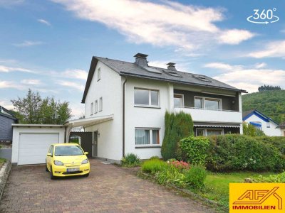 Meschede: Freistehendes ZFH mit großem Garten - Gepflegt und in guter Lage!