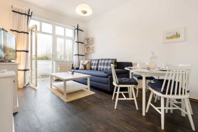 Provisionsfrei: Helle 2-Zimmer-Wohnung in Binz auf Rügen