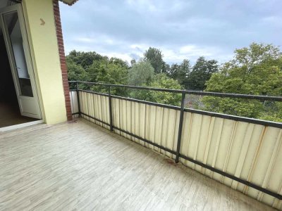 3-Zimmer-Wohnung mit Balkon für Bastler!