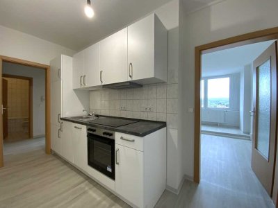 Moderne 2-Raum-Wohnung mit Einbauküche in Suhl