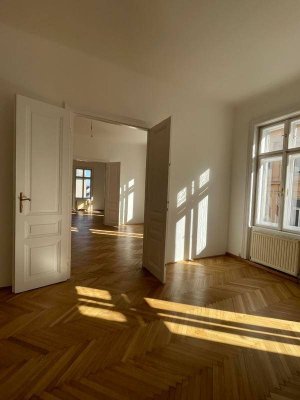 helle 4-Zimmerwohnung im Stilaltbau in super zentraler Lage des 6. Bezirks