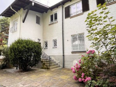 Charmant*Gemütlich*Ruhig*2,5 Zi.-Dachgeschoss Whg.*Haustiere willkommen*Partenkirchen