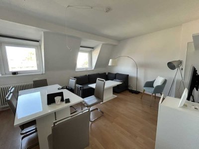 Gemütlichkeit garantiert - Großzügige 3 Zimmer Dachgeschosswohnung in Nähe des Phönixsees!