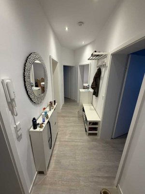 Exklusives Wohnen in Toplage: Hochwertige 3-Zimmer-Wohnung in Hannovers Südstadt