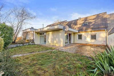 Sofort bezugsfrei! Schönes Reihenmittelhaus in Waldrandlage mit Garage!