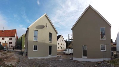 Erstbezug: attraktives 4-Zimmer-Einfamilienhaus zur Miete in Röttingen
