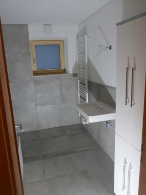 Generalsanierte 4-Zimmer-Wohnung mit Terrasse in Lauchdorf