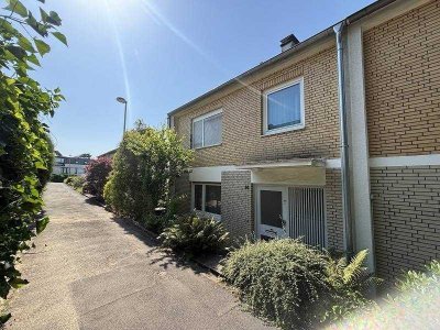 Einfamilien-Reiheneckhaus in elitärer Lage von Erkrath.