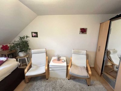 *GEPFLEGTES APARTMENT MIT WOHNKÜCHE* - ZENTRAL IM DÜSSELTAL