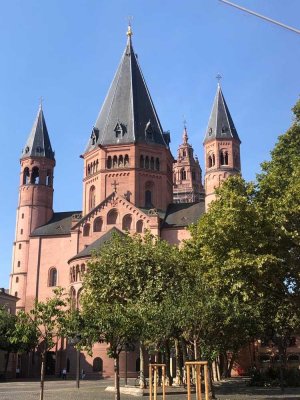 Zentral gelegene 2-Zimmer-Wohnung mit EBK in Mainz-Altstadt