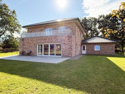 Stilvoll | Großzügig | Besonders
moderne Stadtvilla im Heider Umland