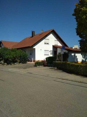 Einfamilienhaus mit ELW in Rielasingen-Worblingen