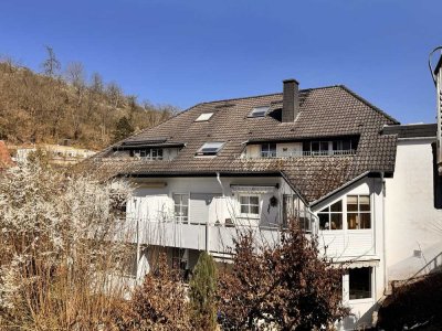 GROSSE 4-5 ZIMMER-GALERIE-WOHNUNG IN SUPER SONNIGER LAGE VON BAD SCHWALBACH