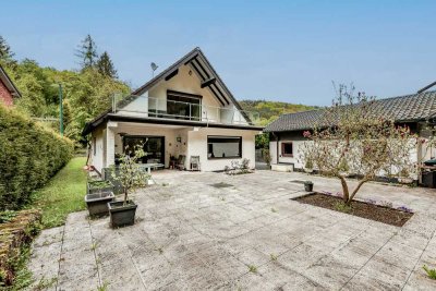 Freistehendes Einfamilienhaus mit Garage / Garten in Unkelbach!