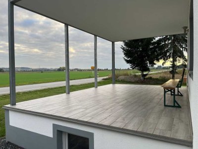 Moderne 2-Zimmer-Wohnung im Erdgeschoss mit großer Terrasse