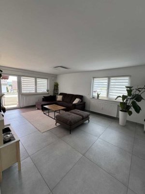 Kernsanierte 3,5-Zimmer-Wohnung mit Balkon und EBK in Ilsfeld