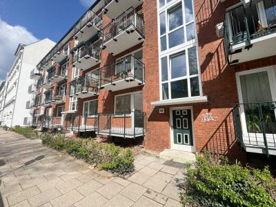 Bezugsfrei! Helle 2-Zimmer-Wohnung in begehrter Lage mit sonnigem Balkon!