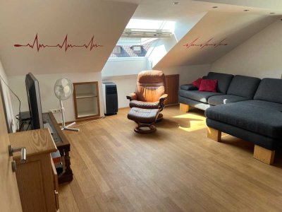 Geschmackvolle 2-Zimmer-DG-Wohnung mit gehobener Innenausstattung in Burghausen