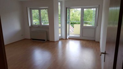 Helle 3,5 Zimmer Wohnung in Grötzingen mit Balkon und Aussicht