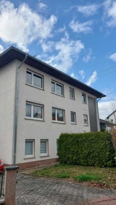 Attraktive 3,5-Zimmer-Wohnung mit Balkon in Hünstetten-Kesselbach
