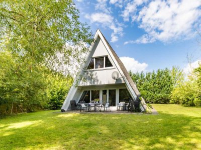Idyllisch gelegenes "Nurdachhaus" 
in Ostsee-Strandnähe